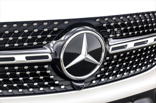 new 2025 Mercedes-Benz GLB 250 car, priced at $50,445