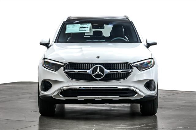 new 2025 Mercedes-Benz GLC 300 car, priced at $55,385