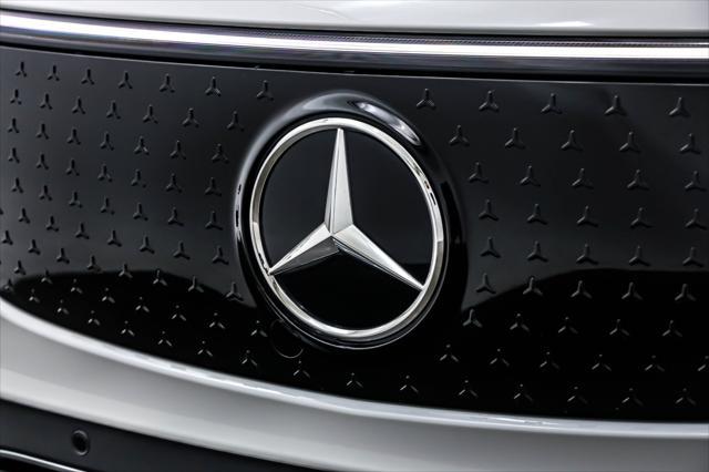 new 2024 Mercedes-Benz EQB 300 car, priced at $59,415