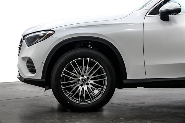 new 2025 Mercedes-Benz GLC 300 car, priced at $55,535