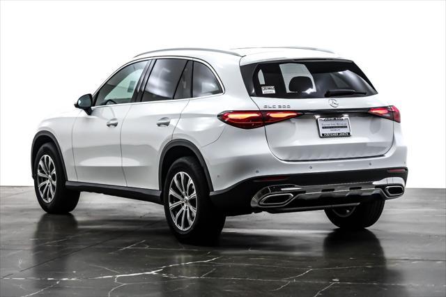 new 2025 Mercedes-Benz GLC 300 car, priced at $55,405