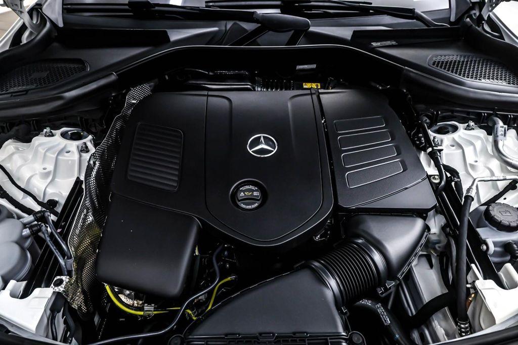 new 2025 Mercedes-Benz GLC 300 car, priced at $55,405
