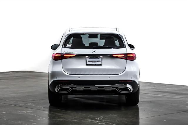 new 2025 Mercedes-Benz GLC 300 car, priced at $55,405