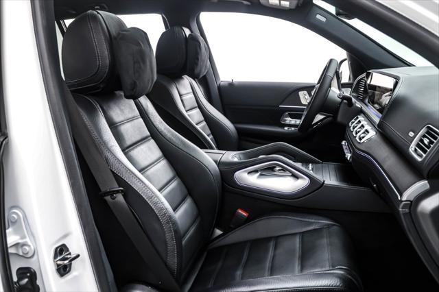 new 2025 Mercedes-Benz GLS 580 car, priced at $120,245