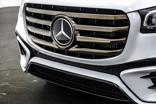new 2025 Mercedes-Benz GLS 580 car, priced at $120,245