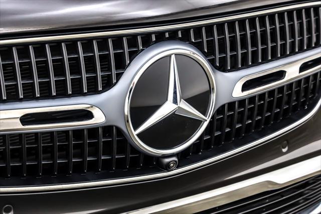 new 2025 Mercedes-Benz GLC 300 car, priced at $56,155