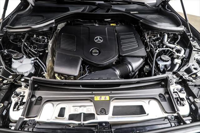 new 2025 Mercedes-Benz GLC 300 car, priced at $56,155