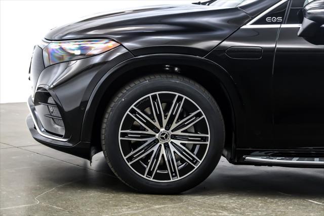 new 2025 Mercedes-Benz EQS 580 car, priced at $133,425
