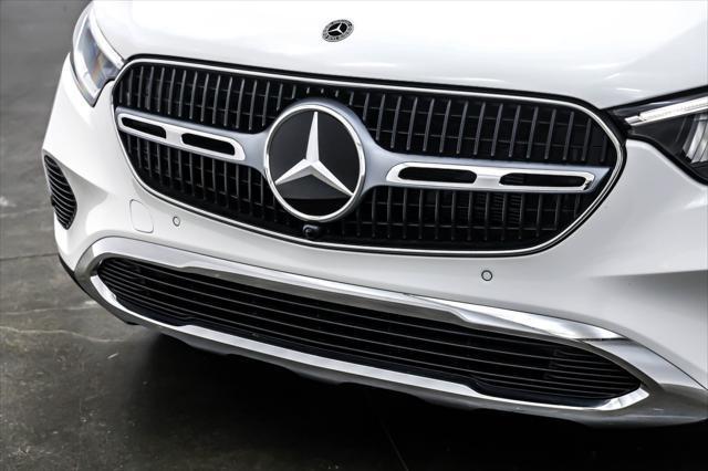 new 2025 Mercedes-Benz GLC 300 car, priced at $55,230