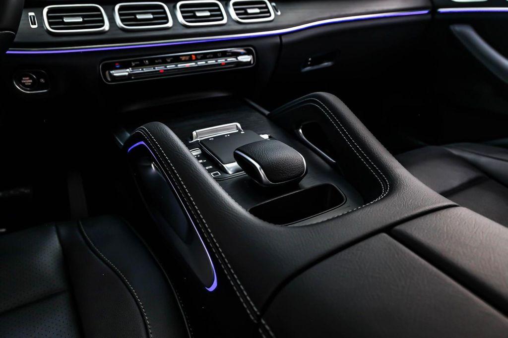 new 2025 Mercedes-Benz GLE 450 car, priced at $83,615
