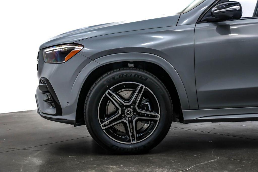 new 2025 Mercedes-Benz GLE 450 car, priced at $83,615