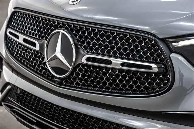 new 2025 Mercedes-Benz GLC 300 car, priced at $62,975