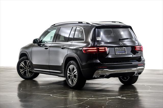 new 2024 Mercedes-Benz GLB 250 car, priced at $51,215