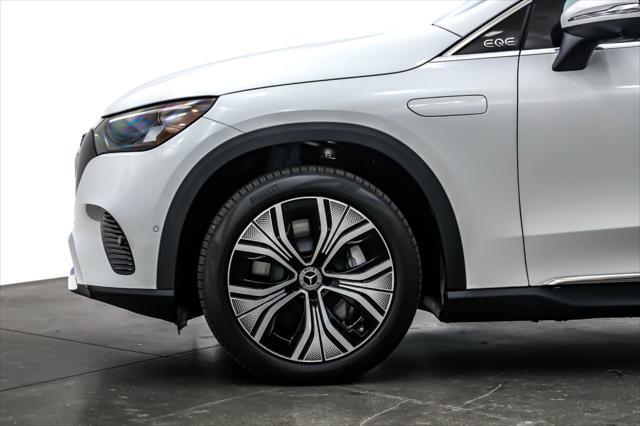 new 2025 Mercedes-Benz EQE 350 car, priced at $79,785