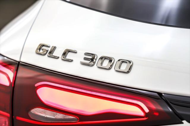 new 2025 Mercedes-Benz GLC 300 car, priced at $55,705