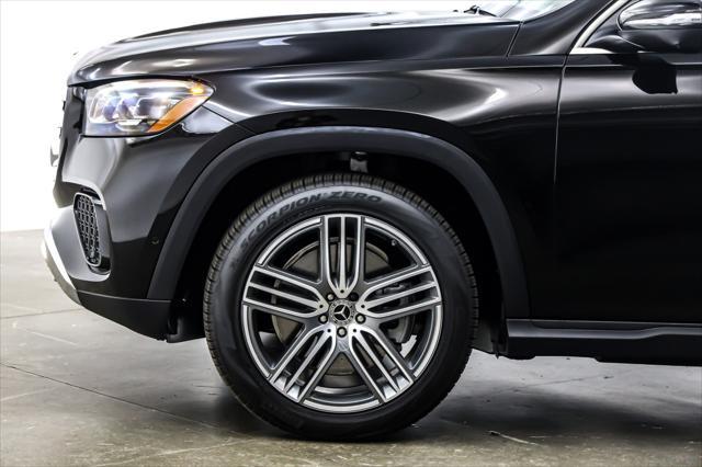 new 2025 Mercedes-Benz GLS 450 car, priced at $91,945