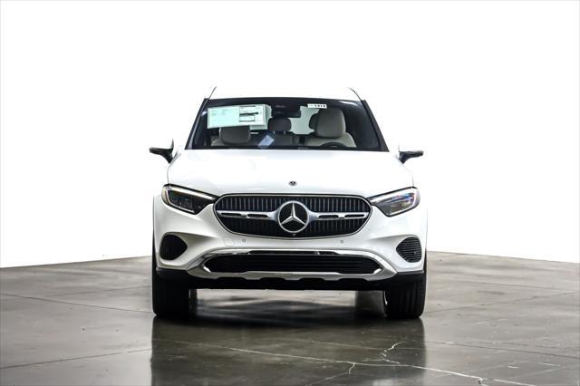 new 2025 Mercedes-Benz GLC 300 car, priced at $54,735