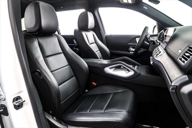 new 2025 Mercedes-Benz GLS 450 car, priced at $100,945