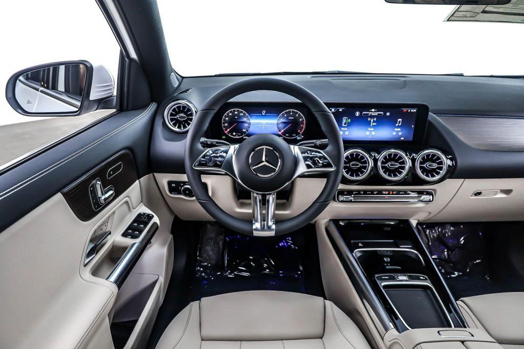 new 2026 Mercedes-Benz GLA 250 car, priced at $47,330