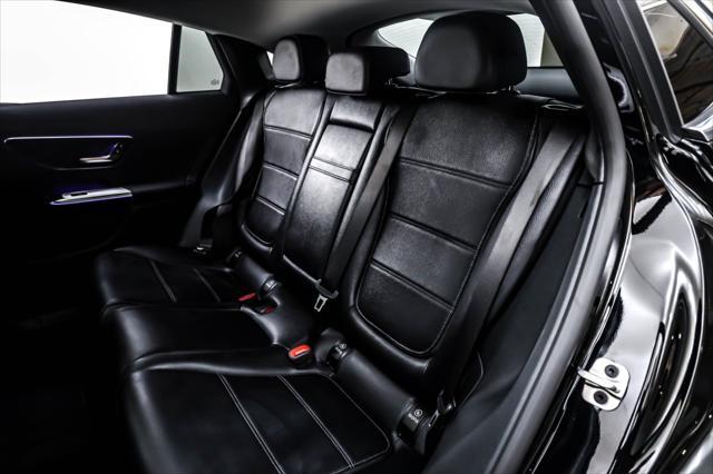 new 2025 Mercedes-Benz GLC 300 car, priced at $60,935