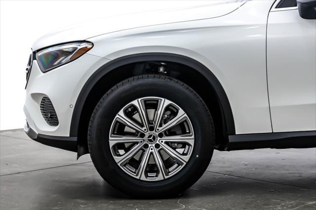 new 2025 Mercedes-Benz GLC 300 car, priced at $52,605