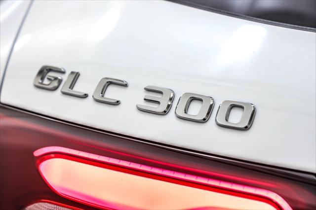 new 2025 Mercedes-Benz GLC 300 car, priced at $52,605