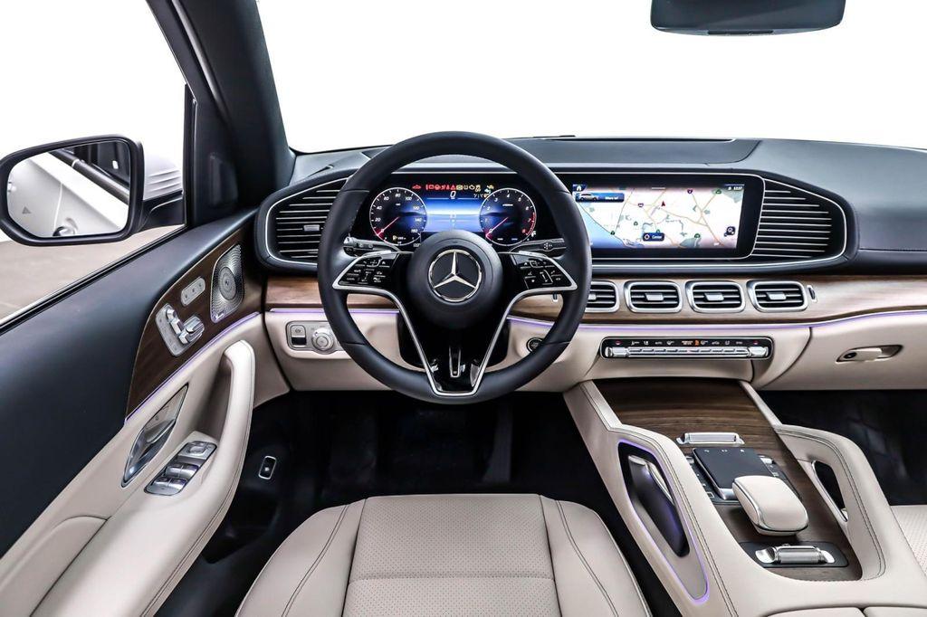 new 2025 Mercedes-Benz GLS 450 car, priced at $91,345