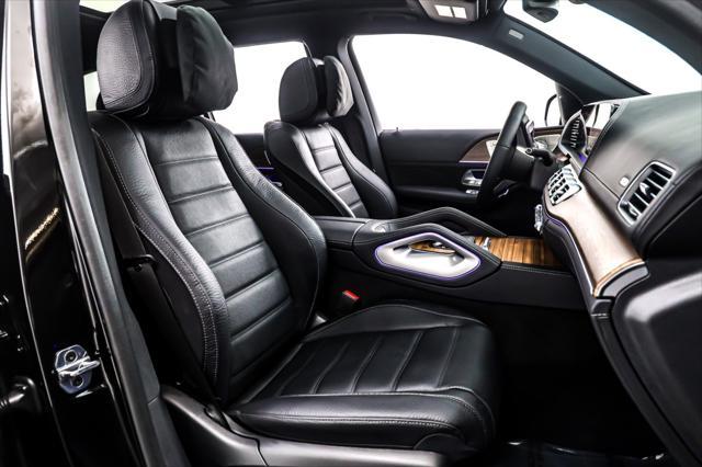 new 2025 Mercedes-Benz GLS 580 car, priced at $120,595