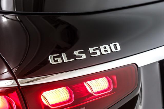 new 2025 Mercedes-Benz GLS 580 car, priced at $120,595