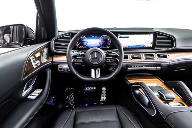 new 2025 Mercedes-Benz GLS 580 car, priced at $120,595