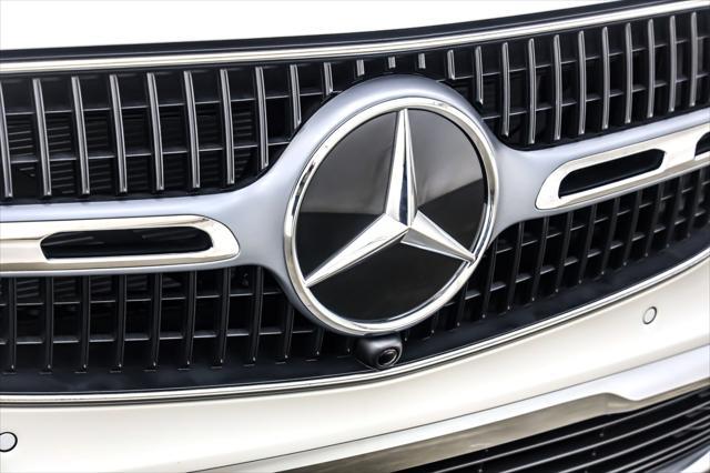 new 2025 Mercedes-Benz GLC 300 car, priced at $50,595