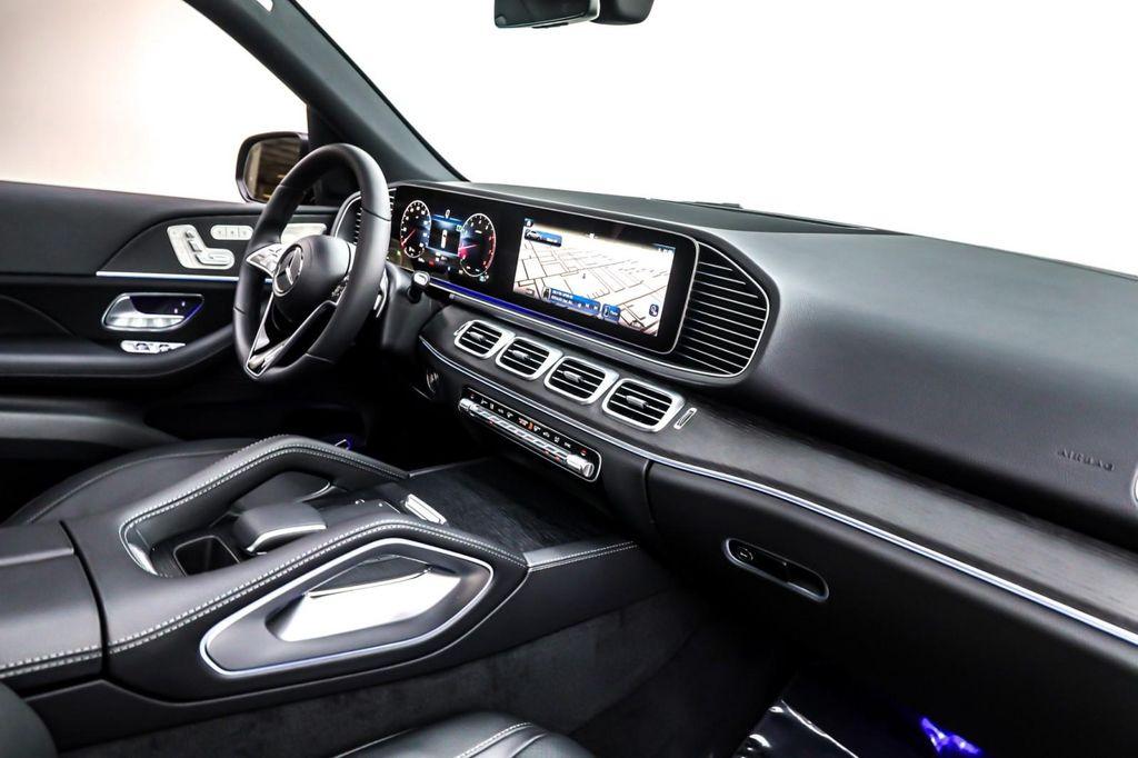 new 2025 Mercedes-Benz GLE 450 car, priced at $82,015