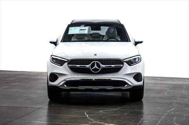 new 2025 Mercedes-Benz GLC 300 car, priced at $53,205