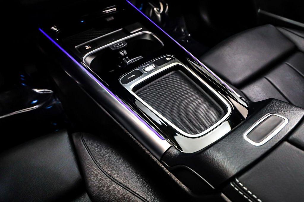 new 2025 Mercedes-Benz GLA 250 car, priced at $47,845