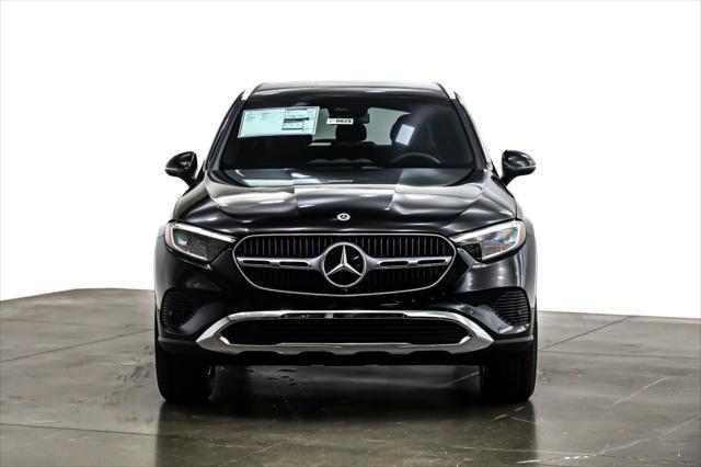 new 2025 Mercedes-Benz GLC 300 car, priced at $51,105