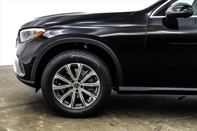 new 2025 Mercedes-Benz GLC 300 car, priced at $51,105