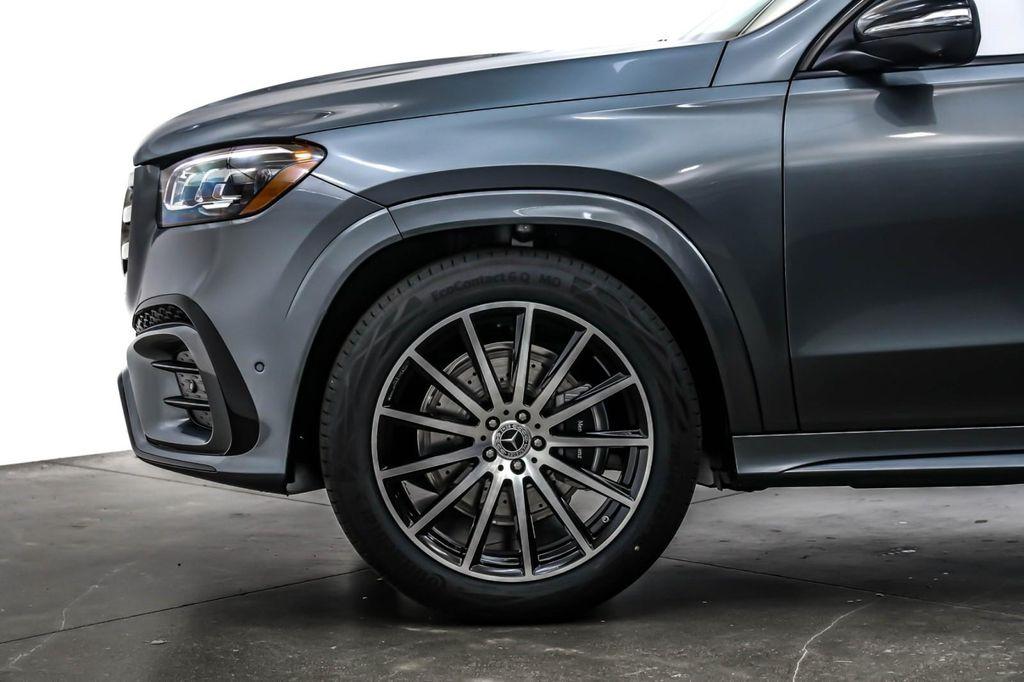 new 2025 Mercedes-Benz GLS 450 car, priced at $98,945