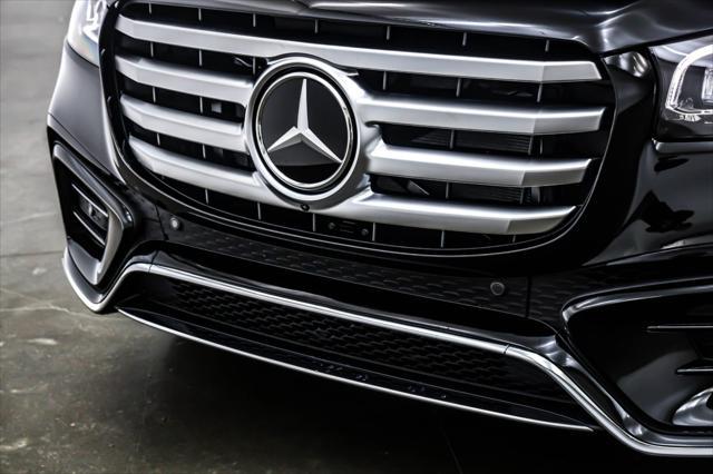 new 2025 Mercedes-Benz GLS 450 car, priced at $101,395