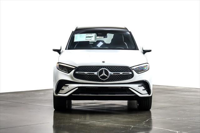 new 2024 Mercedes-Benz GLC 300 car, priced at $59,100