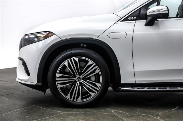 new 2025 Mercedes-Benz EQS 450 car, priced at $111,695