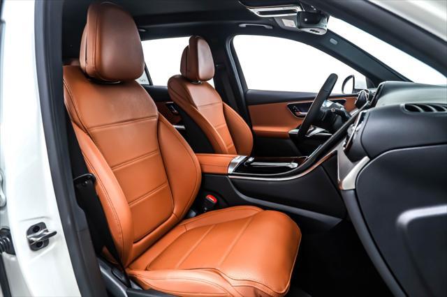 new 2025 Mercedes-Benz GLC 300 car, priced at $52,605
