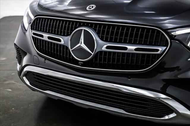 new 2025 Mercedes-Benz GLC 300 car, priced at $54,055