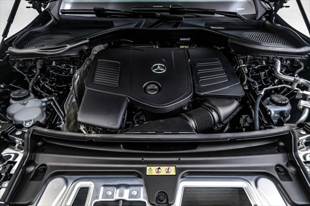 new 2025 Mercedes-Benz GLC 300 car, priced at $66,755