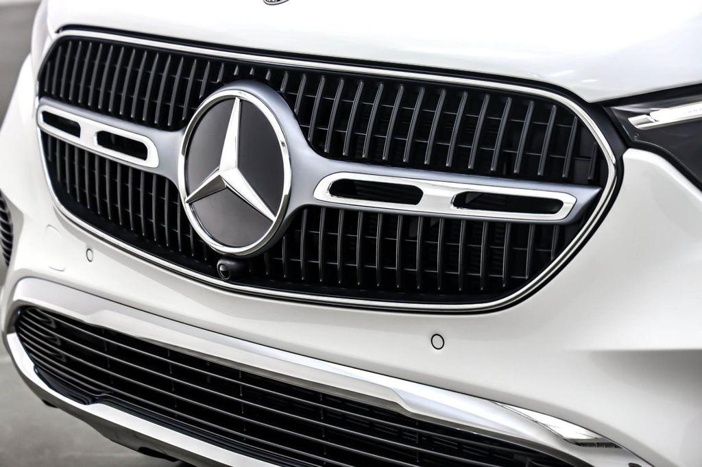 new 2026 Mercedes-Benz GLC 300 car, priced at $54,335