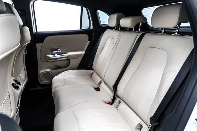 new 2025 Mercedes-Benz GLA 250 car, priced at $44,345