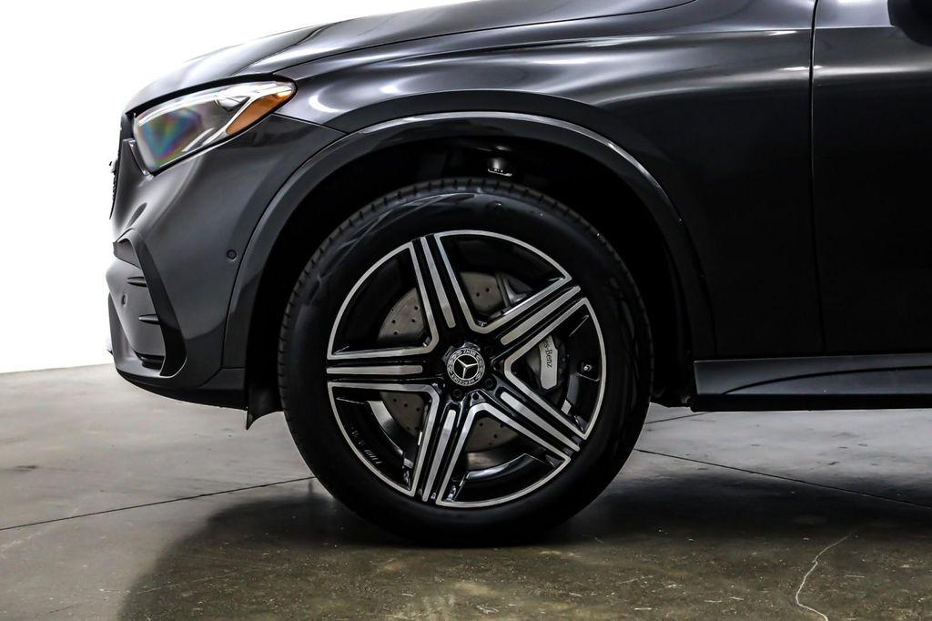 new 2025 Mercedes-Benz GLC 300 car, priced at $67,220