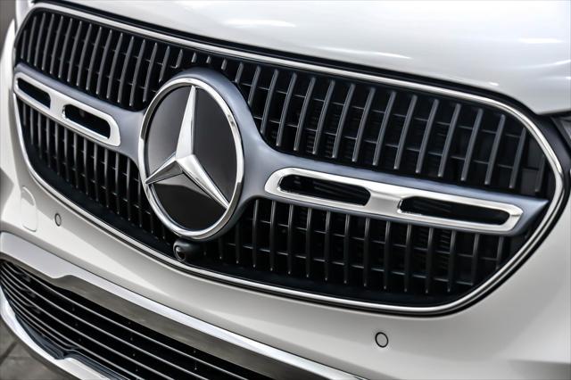 new 2025 Mercedes-Benz GLC 300 car, priced at $51,780