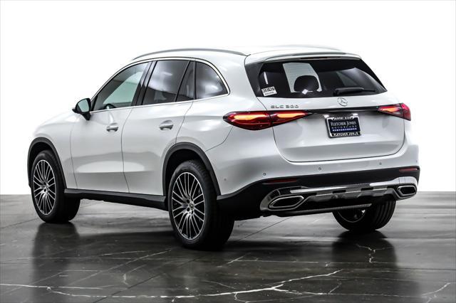 new 2025 Mercedes-Benz GLC 300 car, priced at $53,945