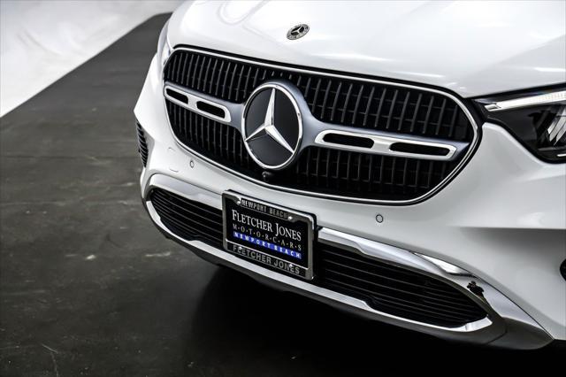 new 2025 Mercedes-Benz GLC 300 car, priced at $53,945