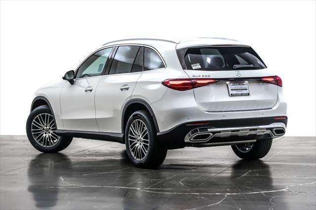 new 2025 Mercedes-Benz GLC 300 car, priced at $55,705